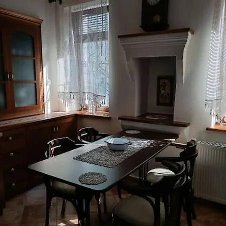 κυανον παραδοσιακή μονοκατοικία στην Feriehus