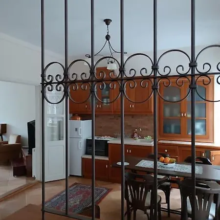 Feriehus κυανον παραδοσιακή μονοκατοικία στην *